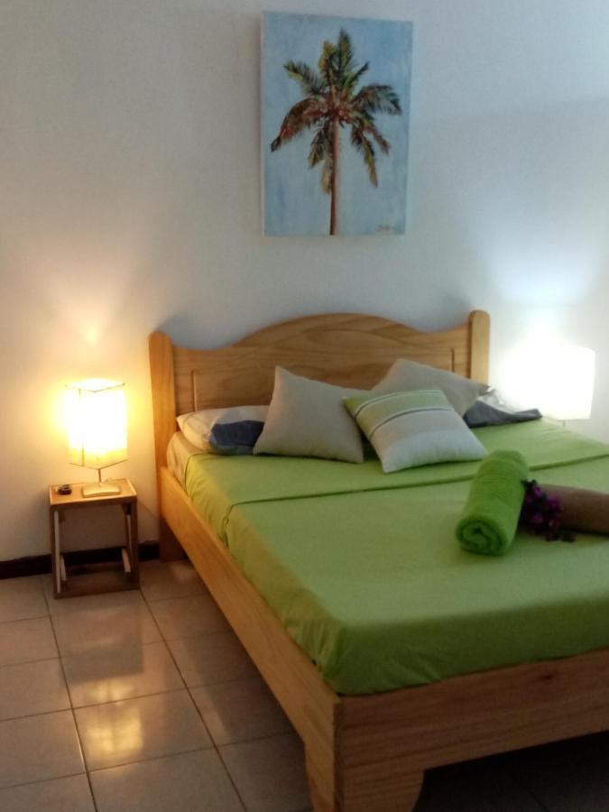 Apartamento Chez Nous Pereybere Beach Habitación foto